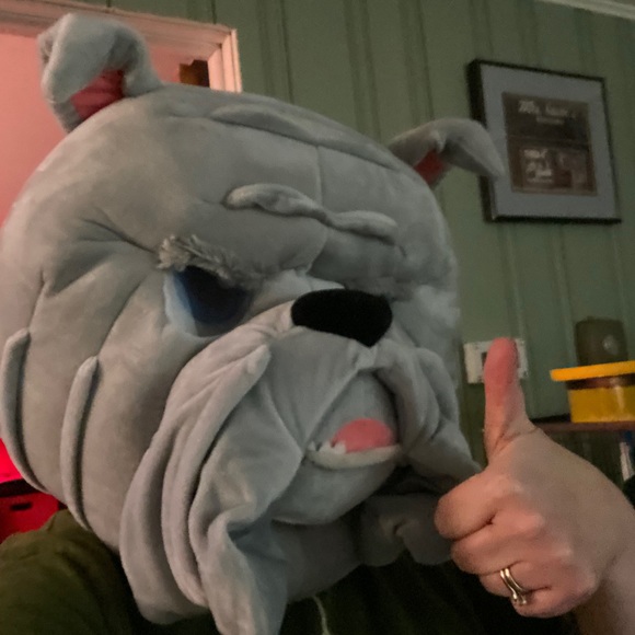 Meet your Posher, Malinda - Picture 3 of 3